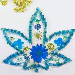 Handmade Flower Ashtray